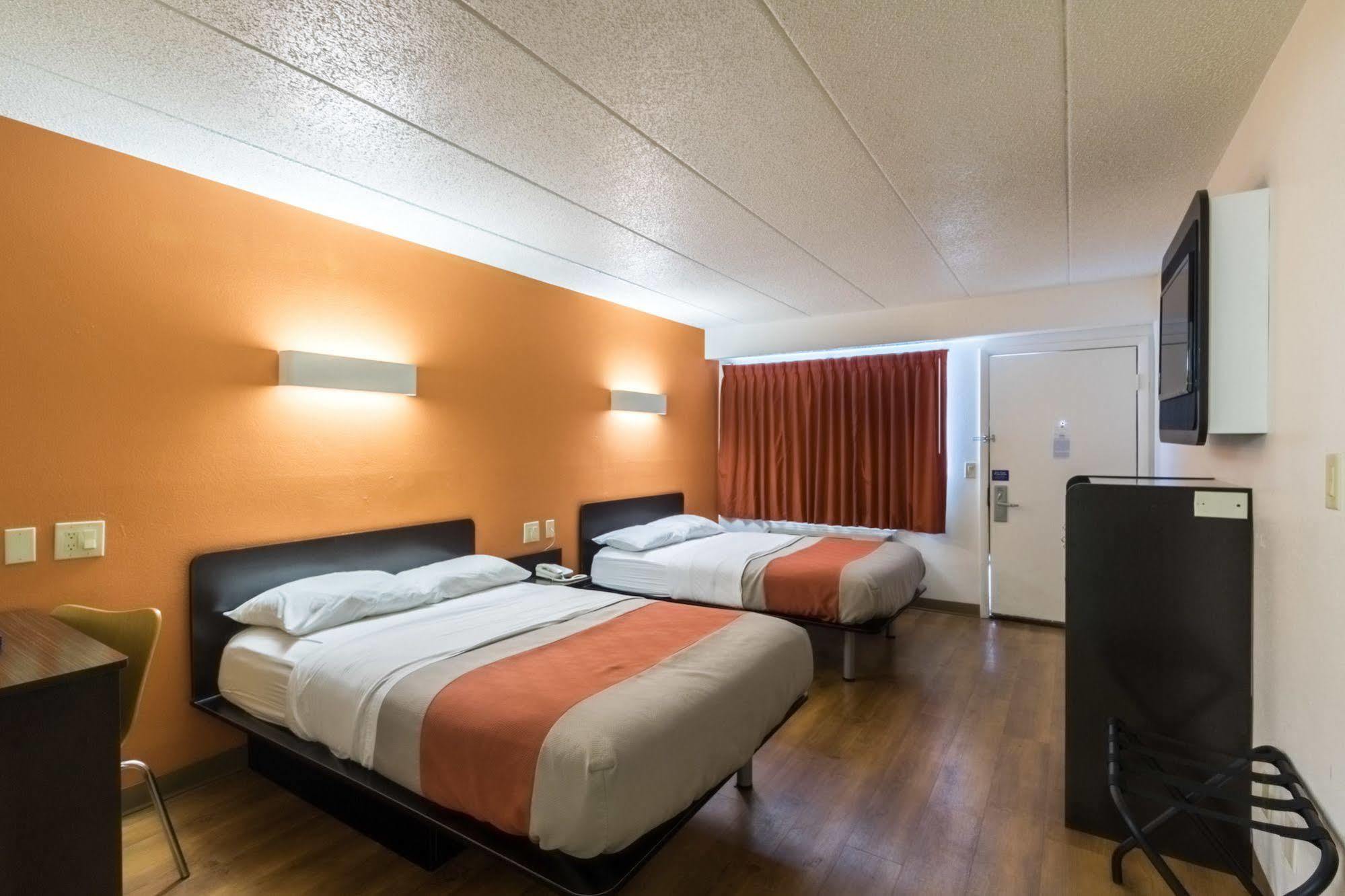 Motel 6-Crawfordsville, In מראה חיצוני תמונה