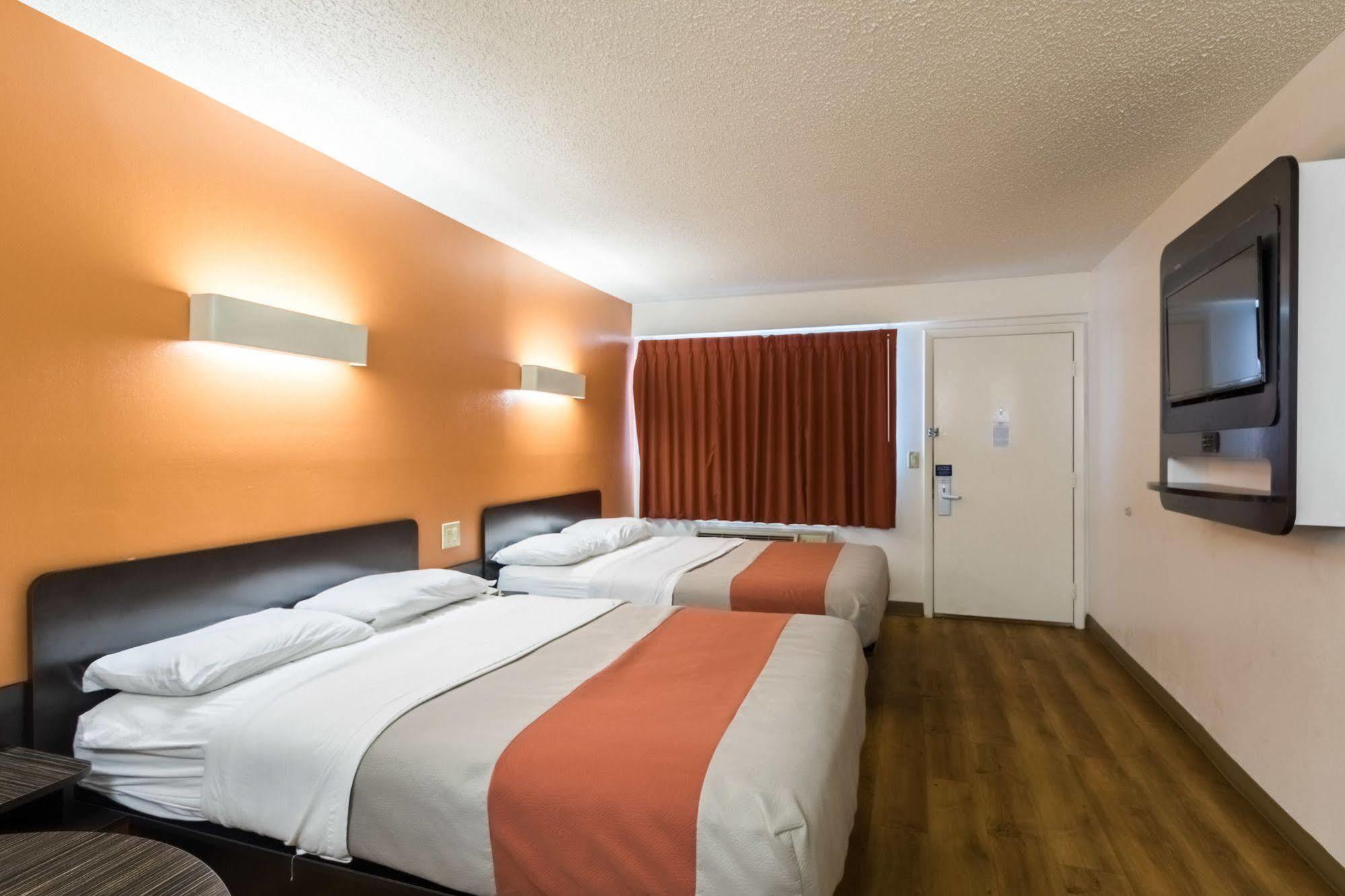 Motel 6-Crawfordsville, In מראה חיצוני תמונה